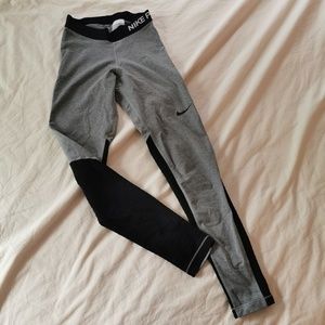 Nike Hyperwarm Leggings